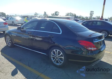 2018 Mercedes-Benz C 300 from USA, damaged, VIN 55SWF4JBXJU255496